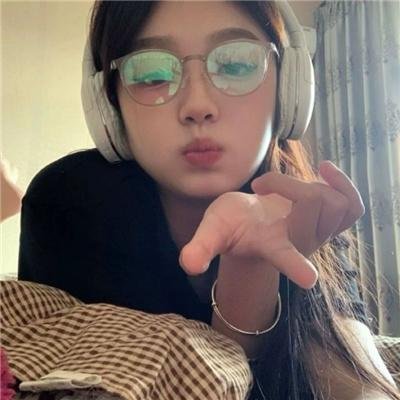 吸血稻草人